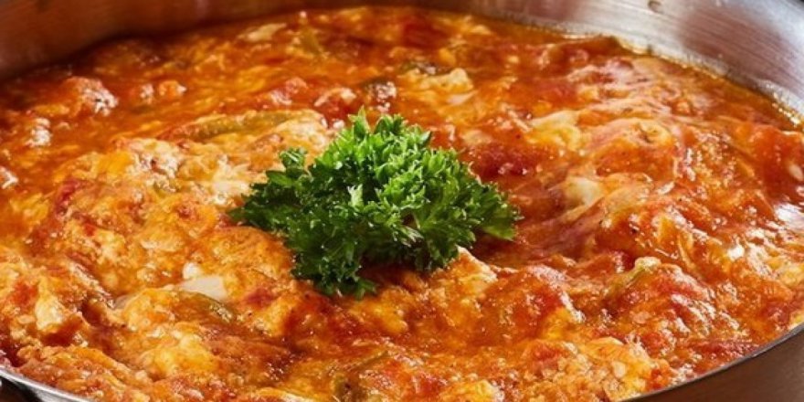 Menemeni Böyle Pişirince Daha lezzetli oluyormuş Üzerine Bir tutam bundan serpiştirilirse
