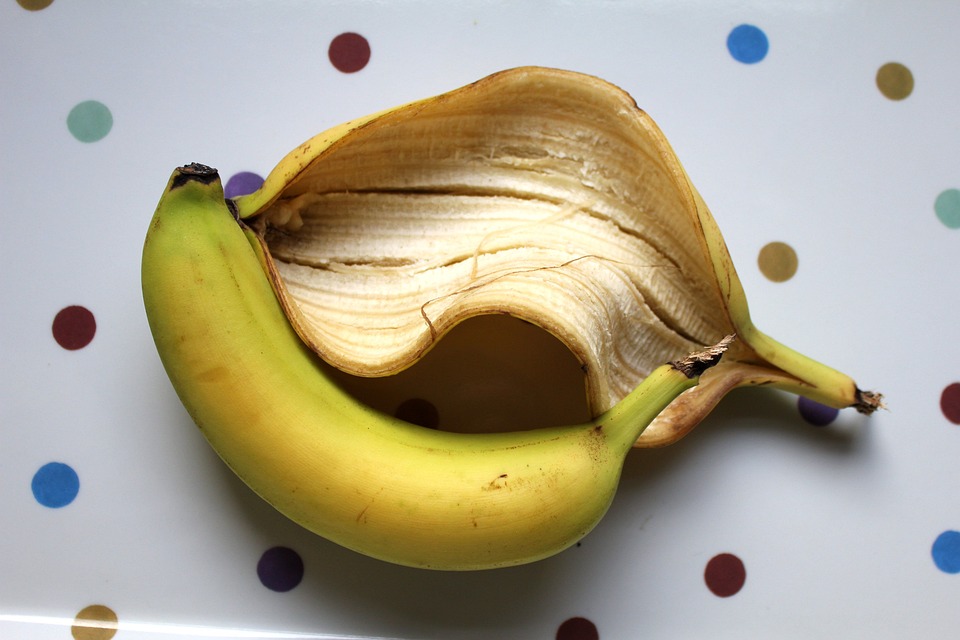 banana-3776945-960-720.jpg