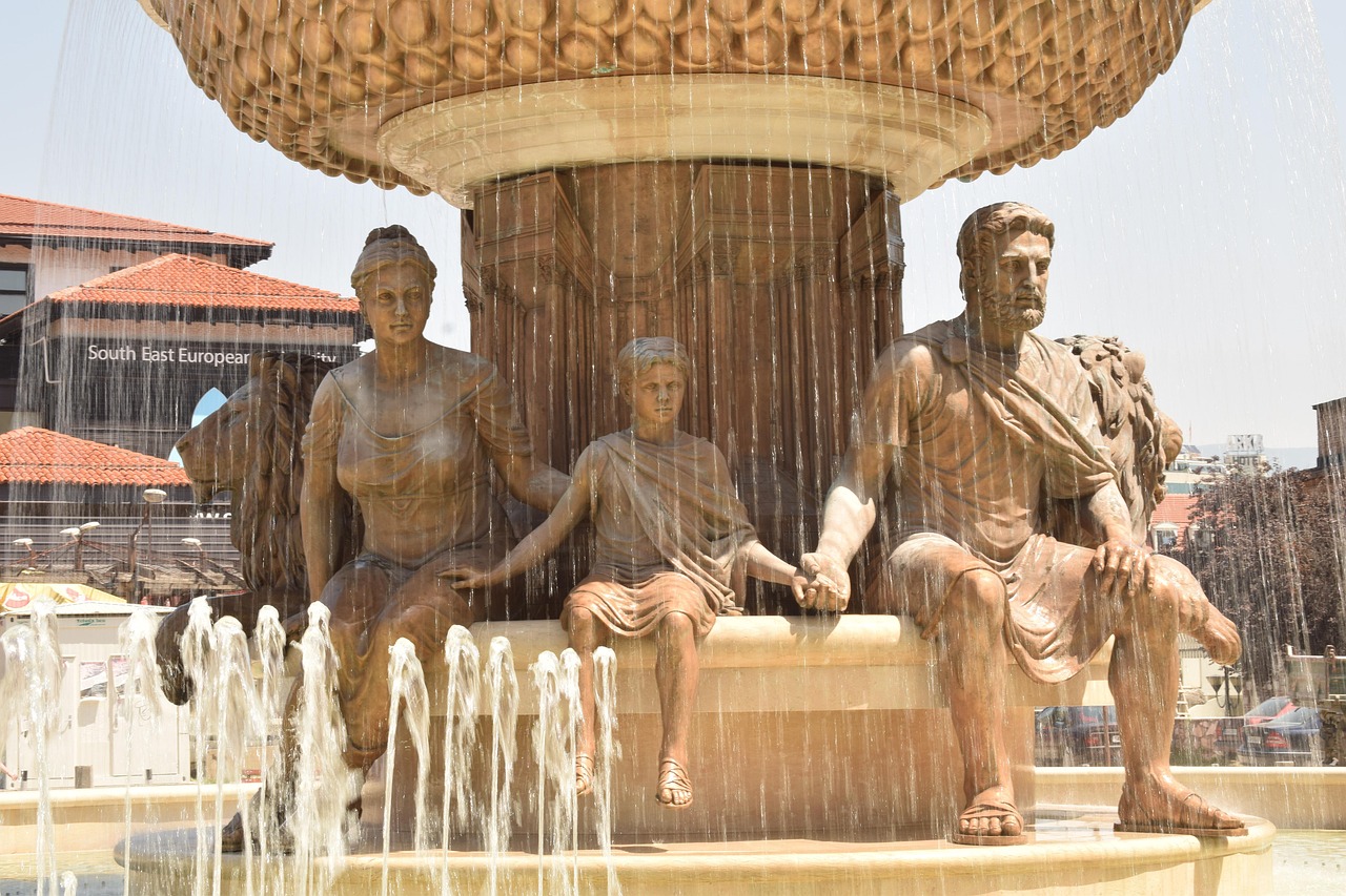 statue-2540966-1280.jpg